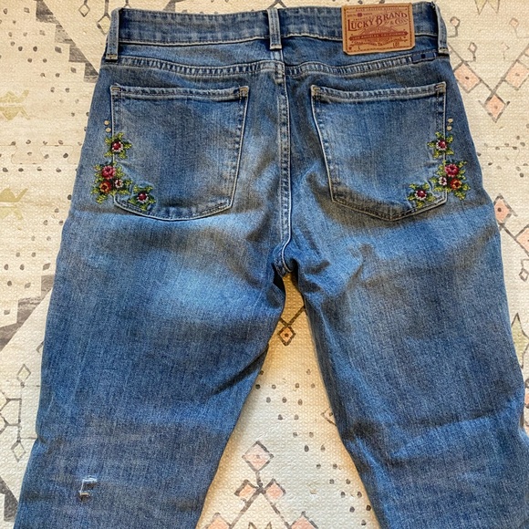 Lucky Brand Embroidered Jeans - Picture 4 of 4
